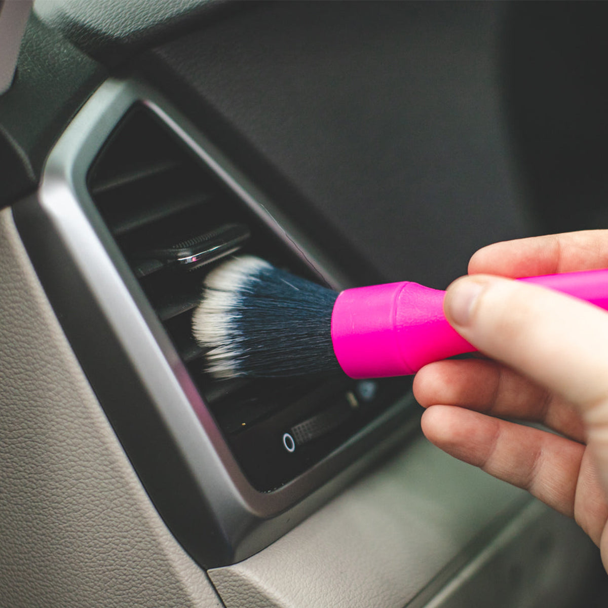 Detail Factory Pink Ultra-Soft Detailing Brush - Small